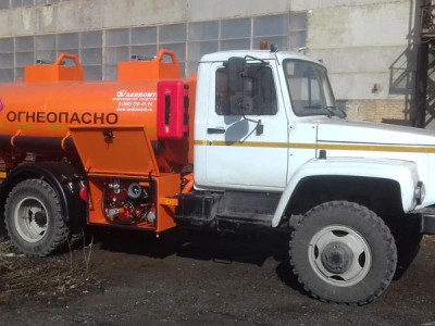 Автотопливозаправщик АТЗ-4,9 на шасси ГАЗ-33086